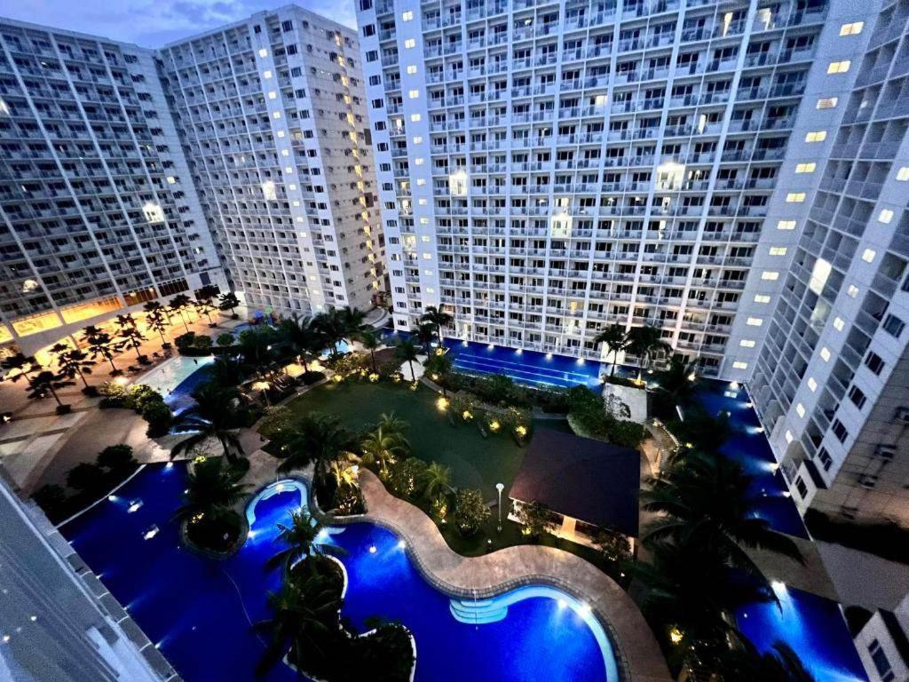 Shore Residence D7 Near Mall Of Asia & Airport مانيلا المظهر الخارجي الصورة