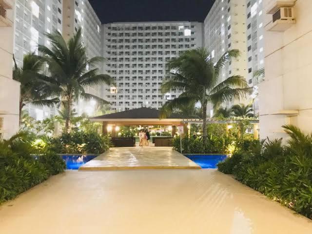 Shore Residence D7 Near Mall Of Asia & Airport مانيلا المظهر الخارجي الصورة